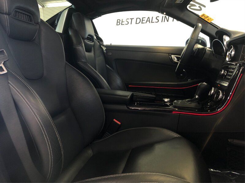 Used 2015 Mercedes-Benz SLK 350 image 9
