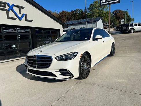 Used 2021 Mercedes-Benz S 580 4MATIC Sedan image 5