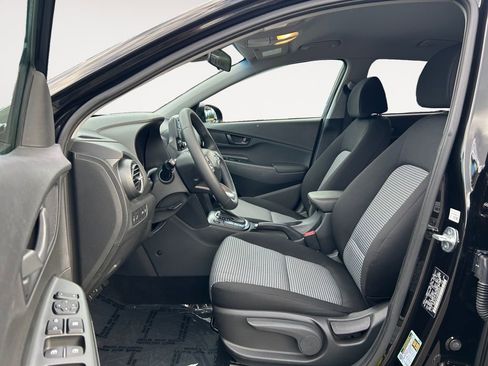 Certified 2021 Hyundai Kona SEL w/ Cargo Package image 15