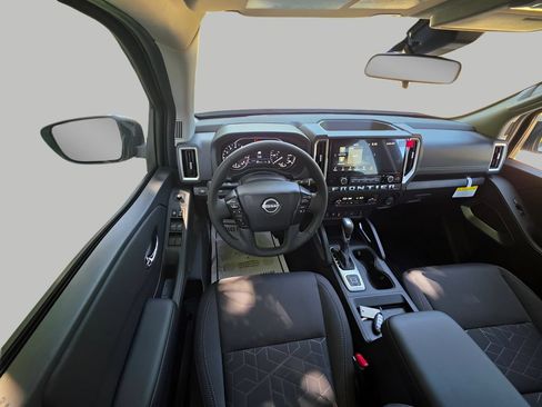 New 2026 Nissan Frontier SV w/ SV Convenience Package AWD/4WD image 12