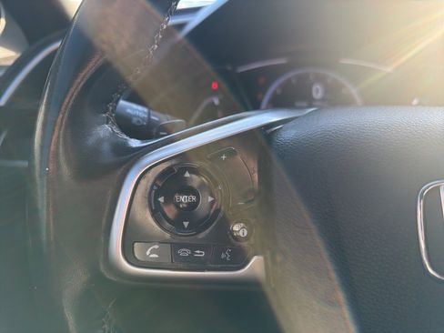 Used 2021 Honda Civic Sport image 11