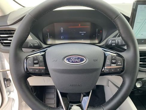 New 2025 Ford Escape Active w/ Tech Pack #1 FWD image 32