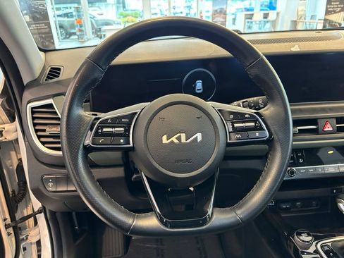 Used 2024 Kia Seltos SX AWD/4WD image 17