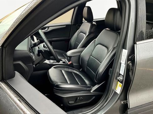 Used 2023 Ford Escape Platinum image 25