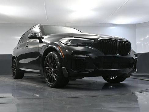 Used 2022 BMW X5 M50i AWD/4WD image 59