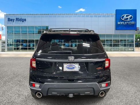 Used 2023 Honda Passport TrailSport image 5