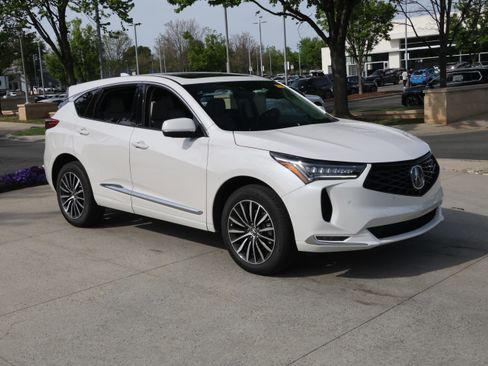 Used 2025 Acura RDX SH-AWD w/ Advance Package image 2