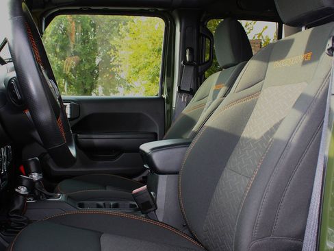 Used 2022 Jeep Gladiator Mojave image 18