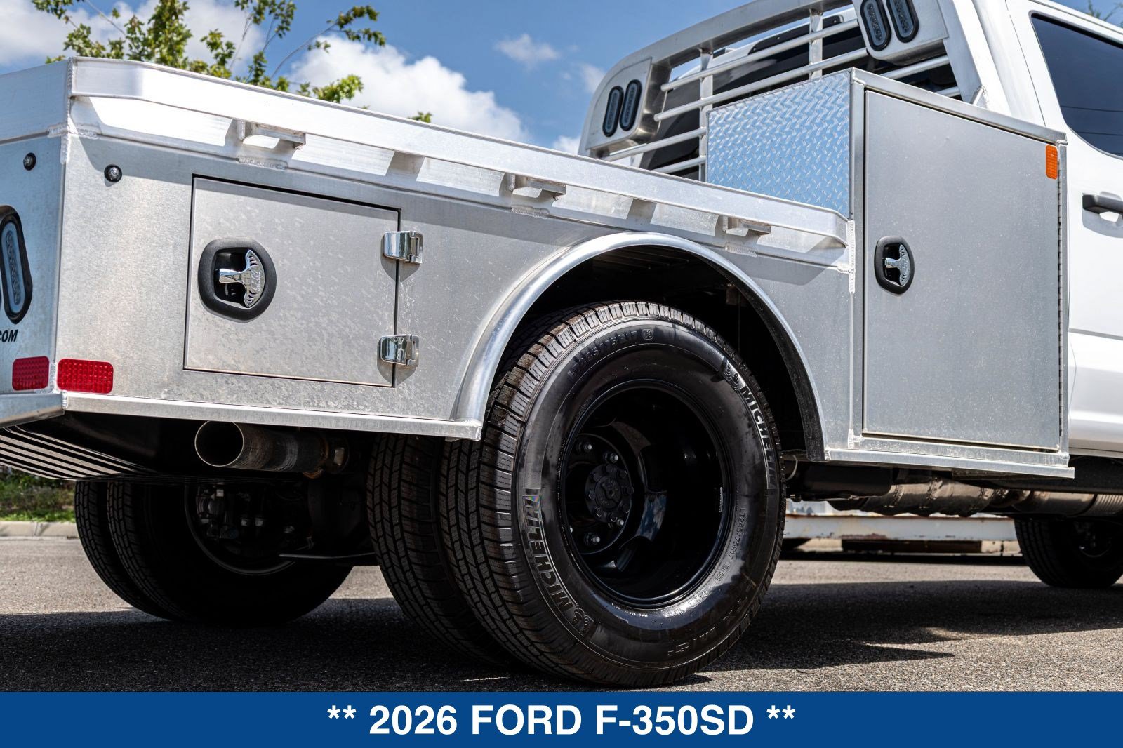 New 2026 Ford F350 XL w/ XL Chrome Package AWD/4WD image 40