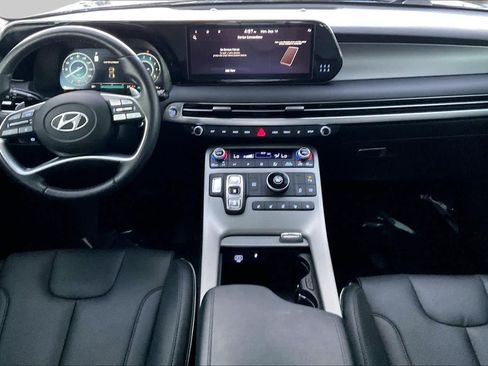Used 2024 Hyundai Palisade SEL FWD image 16