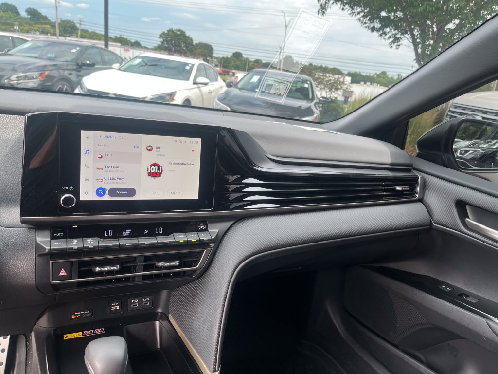 Used 2026 Toyota Camry SE FWD image 15