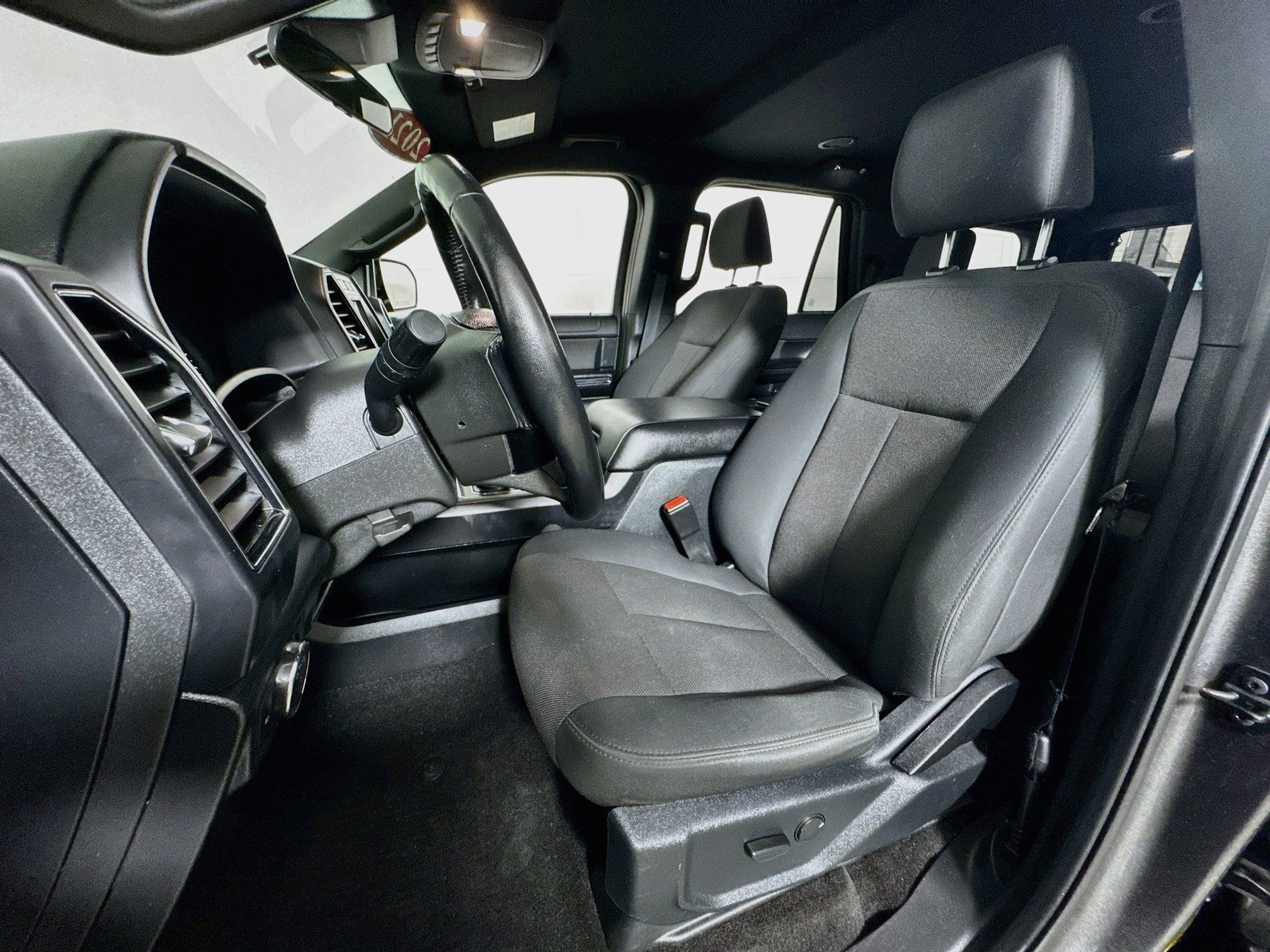 Used 2021 Ford Expedition XL AWD/4WD image 12