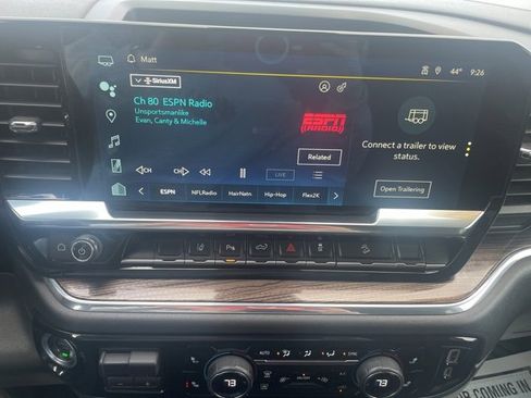 Used 2024 Chevrolet Silverado 2500 LT w/ Z71 Sport Edition image 18