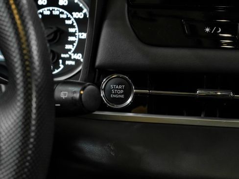 Used 2025 Mitsubishi Outlander ES FWD image 22