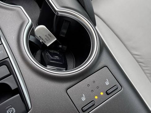 Used 2024 Toyota Camry XLE w/ Cold Weather Package image 27