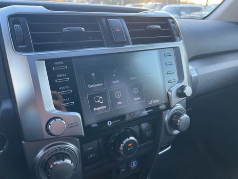 Used 2021 Toyota 4Runner SR5 Premium image 11