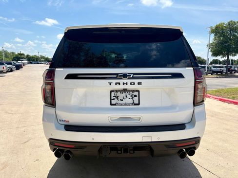 Used 2024 Chevrolet Tahoe Z71 w/ Z71 Off-Road Package AWD/4WD image 4