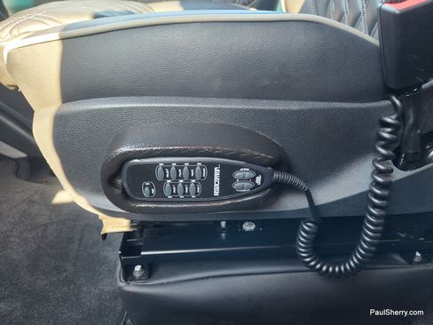 Used 2024 Mercedes-Benz Sprinter 3500 image 32