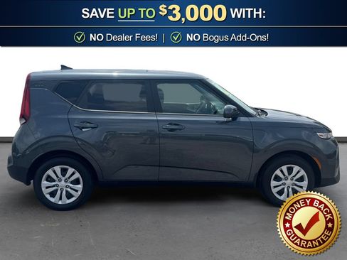 Used 2022 Kia Soul LX FWD image 8