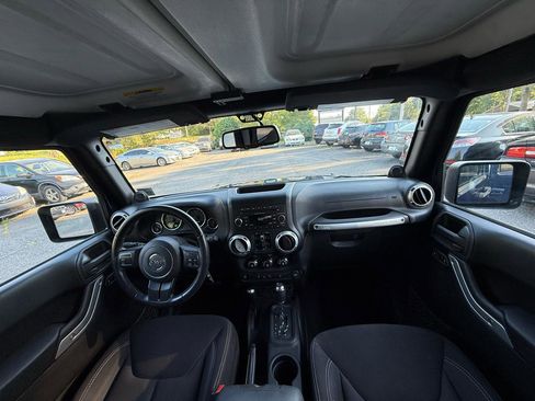 Used 2013 Jeep Wrangler Unlimited Sahara w/ Trailer Tow Group AWD/4WD image 22