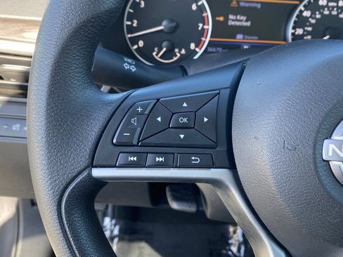 Used 2024 Nissan Altima 2.5 SV image 27