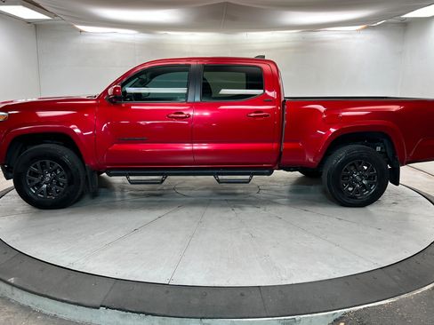 Used 2023 Toyota Tacoma SR5 RWD image 2