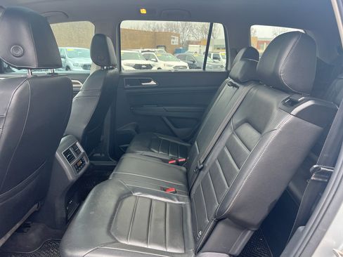 Used 2019 Volkswagen Atlas SEL Premium image 8