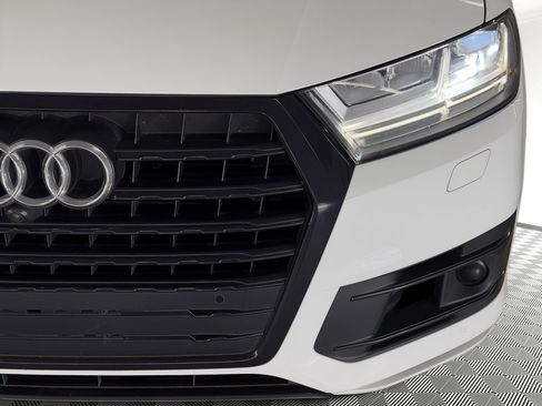 Used 2019 Audi Q7 3.0T Prestige w/ Prestige Package AWD/4WD image 11