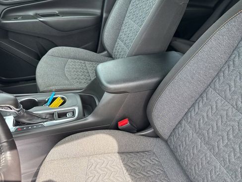 Used 2022 Chevrolet Equinox LT AWD/4WD image 27