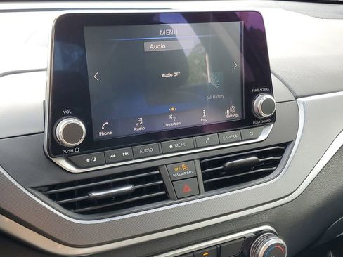 Certified 2023 Nissan Altima 2.5 SR FWD image 24