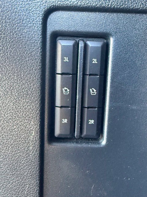 Used 2021 Lincoln Navigator Reserve w/ Luxury Package AWD/4WD image 11