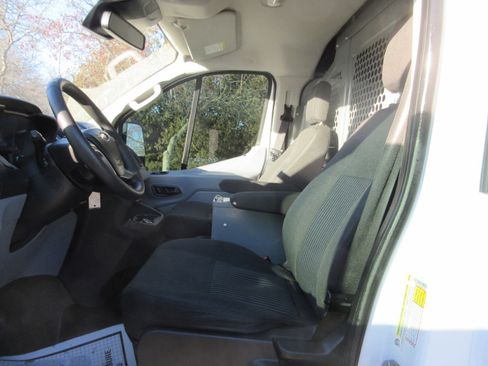 Used 2019 Ford Transit 150 130 Low Roof image 33
