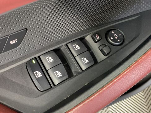 Used 2023 BMW 530i w/ Executive Package image 19