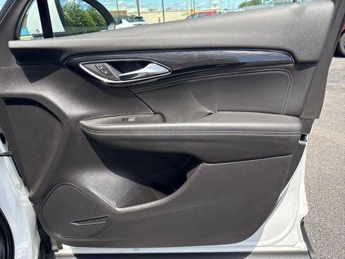 Used 2023 Buick Envision Essence AWD/4WD image 30