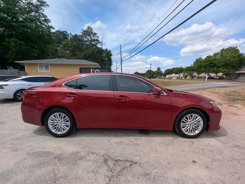 Used 2016 Lexus ES 350 w/ Accessory Package 2 image 4
