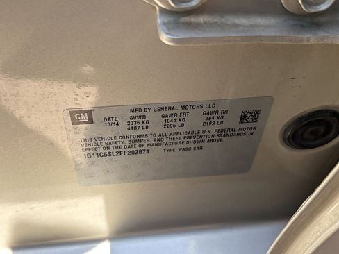 Used 2015 Chevrolet Malibu LT w/ Power Convenience Package FWD image 13