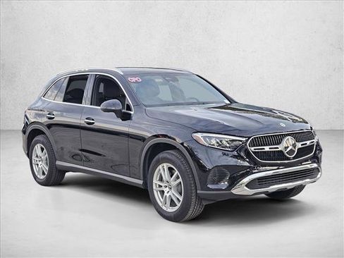 Certified 2026 Mercedes-Benz GLC 300 GLC 300 image 3