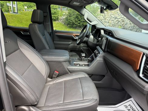 Used 2023 GMC Sierra 1500 Denali AWD/4WD image 23