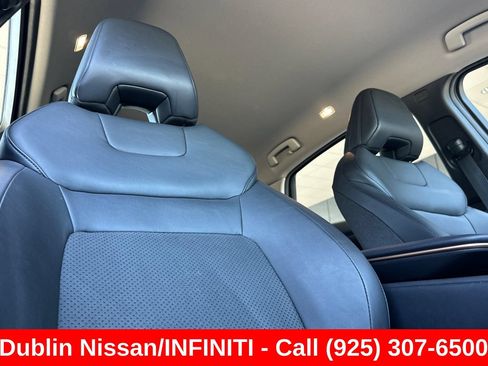 Used 2023 Nissan Ariya FWD image 21