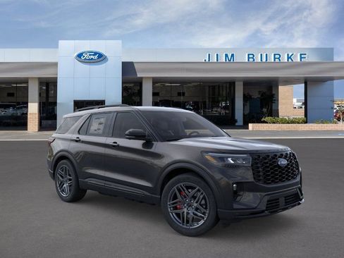 New 2026 Ford Explorer ST RWD image 7