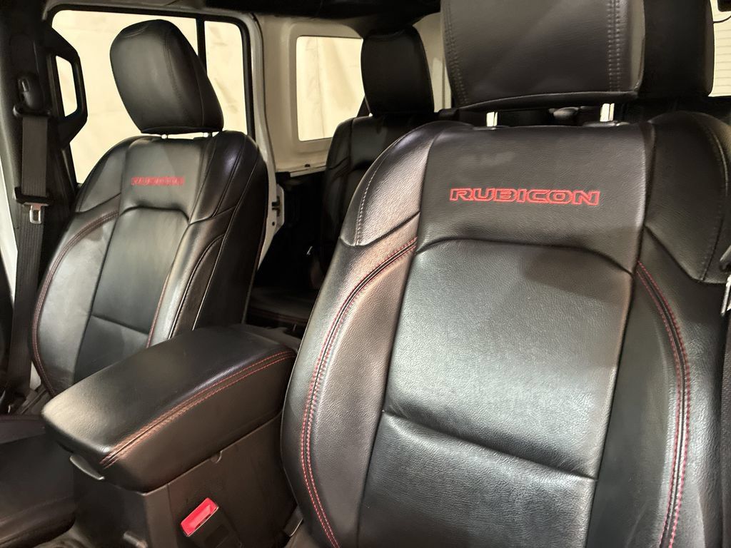 Used 2018 Jeep Wrangler Unlimited Rubicon w/ LED Lighting Group AWD/4WD image 10