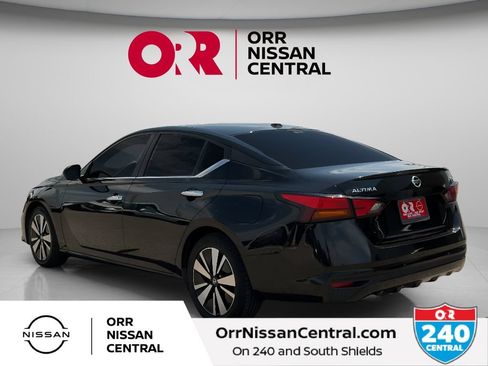 Used 2022 Nissan Altima 2.5 SV FWD image 7