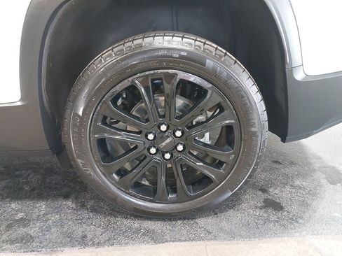 Used 2023 GMC Acadia SLT w/ Elevation Edition AWD/4WD image 36