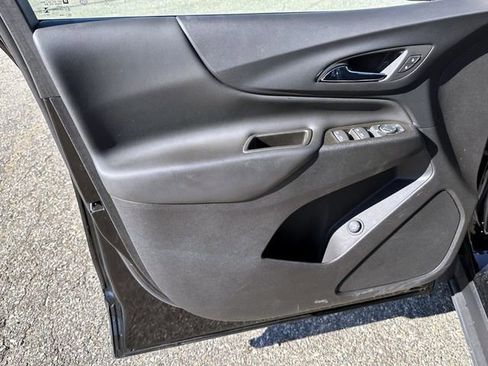 Used 2024 Chevrolet Equinox LT w/ LPO, Floor Liner Package image 17