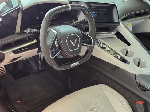 Used 2026 Chevrolet Corvette Z06 RWD image 24