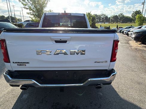 Certified 2026 RAM 1500 Laramie AWD/4WD image 9