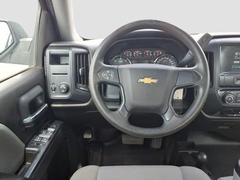 Used 2018 Chevrolet Silverado 1500 W/T AWD/4WD image 30
