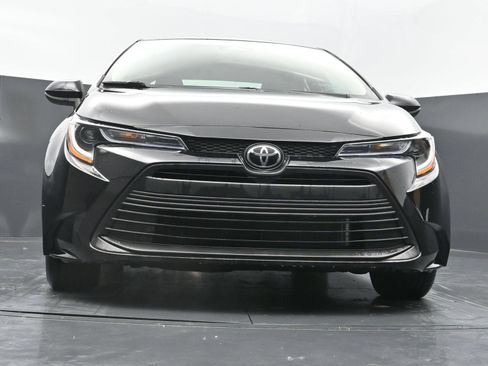 Used 2026 Toyota Corolla LE FWD image 42