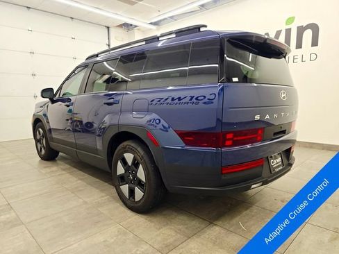 Used 2025 Hyundai Santa Fe SEL FWD image 3