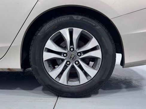 Used 2015 Honda Accord LX image 37